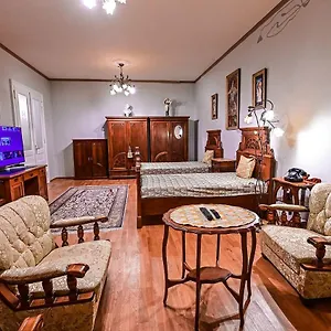  Apartment Biskupska